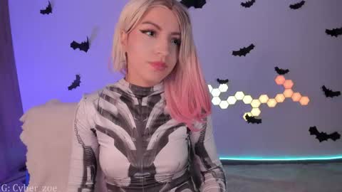  cyber zoe   online show from November 2025 03:45:02 PM