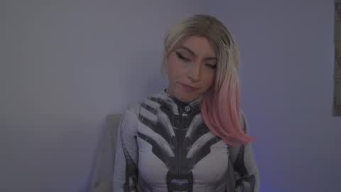  cyber zoe   online show from June 2026 04:08:02 PM