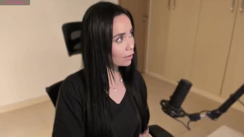 cyborgmuse online show from October 2025 07:23:01 AM