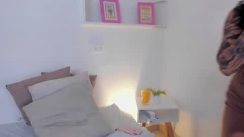 Cylie online show from January 2025 04:07:01 AM