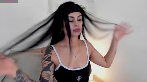 Cylie online show from January 2025 03:52:02 PM