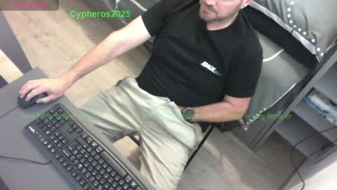 Snapshot of cypheros2025 chatting on May 2026 08:15:01 PM Chris online show from May 2026 08:15:01 PM