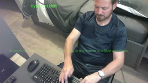 Snapshot of cypheros2025 chatting on June 2026 03:14:02 PM Chris online show from June 2026 03:14:02 PM