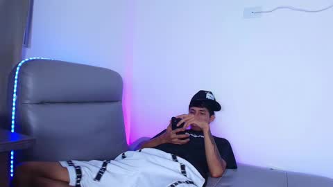 Snapshot of d3mon_cock chatting on December 2025 06:44:02 AM D3MON COCK online show from December 2025 06:44:02 AM