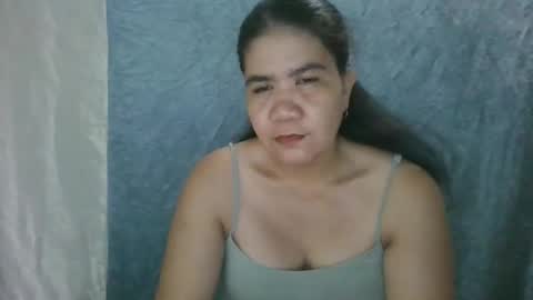 Snapshot of d84real chatting on October 2025 10:48:01 AM Virg online show from October 2025 10:48:01 AM