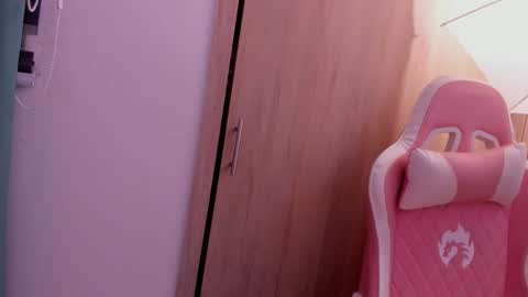 darling online show from February 2026 09:43:02 AM