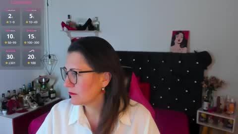 Mia  online show from March 2025 11:27:01 AM