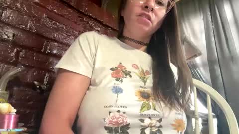 Snapshot of dabqueen_1994 chatting on June 2026 09:07:02 PM dabqueen_1994 online show from June 2026 09:07:02 PM