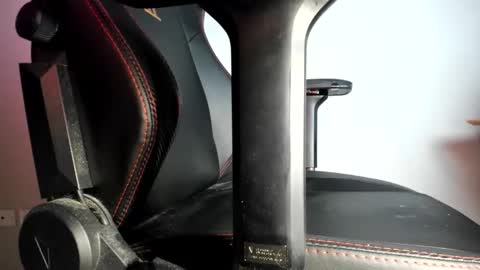 dad_bod_guy online show from December 2024 01:53:02 AM