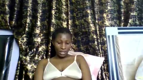 Snapshot of daddies_lover chatting on May 2026 01:32:02 PM Goddess online show from May 2026 01:32:02 PM