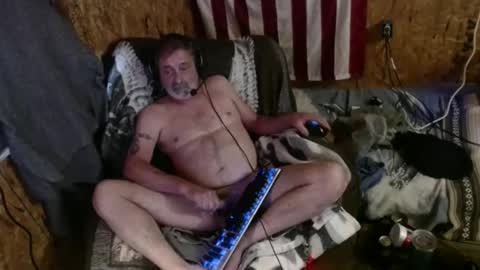 Snapshot of daddy38345 chatting on May 2026 04:56:02 PM daddy38345 online show from May 2026 04:56:02 PM