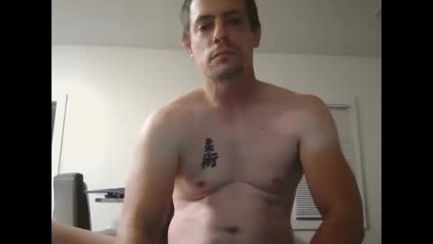 Snapshot of daddy_smallz chatting on June 2026 02:06:01 AM XChampX online show from June 2026 02:06:01 AM