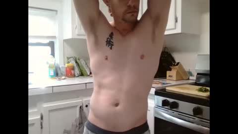 Snapshot of daddy_smallz chatting on June 2026 11:10:02 PM XChampX online show from June 2026 11:10:02 PM