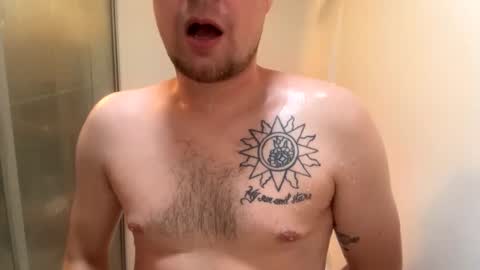 Snapshot of daddycam33 chatting on February 2025 07:10:02 PM DaddyCam33 online show from February 2025 07:10:02 PM