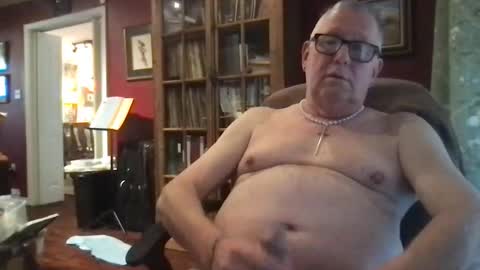 Snapshot of daddycok4 chatting on December 2024 08:54:01 PM DaddyCok4 online show from December 2024 08:54:01 PM