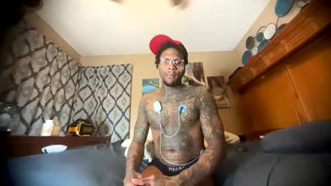 Snapshot of daddyjanimal chatting on April 2026 01:42:02 AM sexy tatted king bbc online show from April 2026 01:42:02 AM