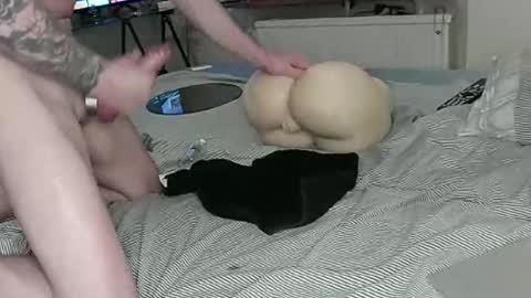 daddys_hard_cock online show from December 2024 01:13:01 AM