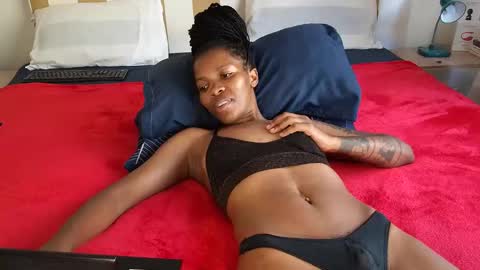 Snapshot of daddyslittleebony chatting on January 2025 01:49:02 PM daddyslittleebony online show from January 2025 01:49:02 PM