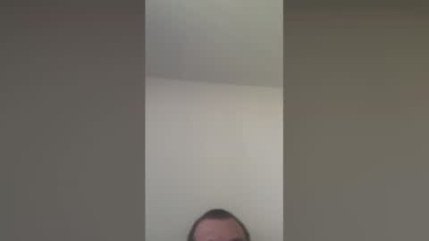 Snapshot of daddyznutrag chatting on April 2026 05:00:02 PM daddyznutrag online show from April 2026 05:00:02 PM