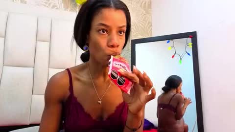 Snapshot of daffnelewis chatting on February 2026 11:27:02 AM daffnelewis online show from February 2026 11:27:02 AM