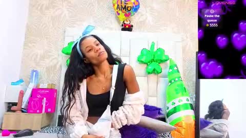 Snapshot of daffnelewis chatting on March 2026 11:13:01 AM daffnelewis online show from March 2026 11:13:01 AM