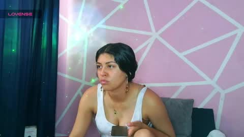 Snapshot of dafna_and_kris chatting on April 2026 05:31:02 PM dafna and kris online show from April 2026 05:31:02 PM