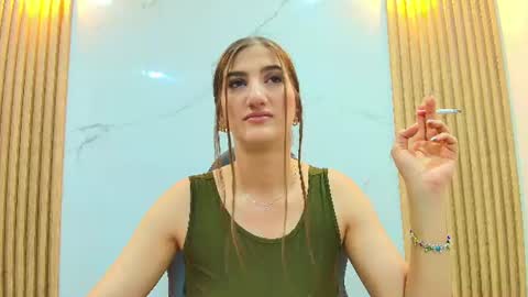 Dafne Castro online show from June 2026 05:57:02 PM