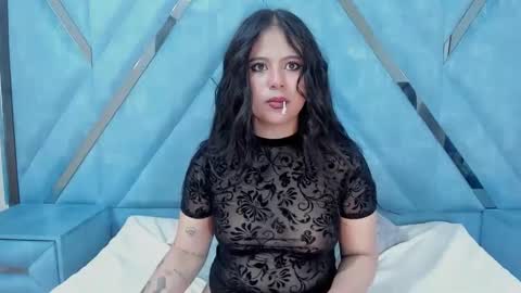 Snapshot of dafne_cleo chatting on October 2025 04:43:02 AM Dafne online show from October 2025 04:43:02 AM