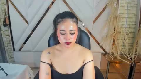 Snapshot of dafne_cleo chatting on October 2025 04:15:01 AM Dafne online show from October 2025 04:15:01 AM