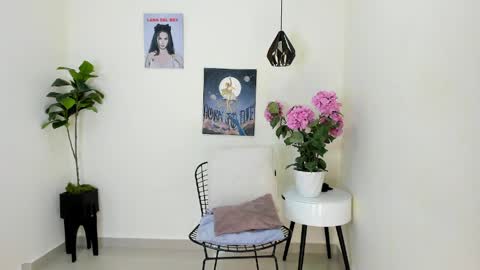 Snapshot of dafne_maroto chatting on April 2026 03:05:01 PM Dafne online show from April 2026 03:05:01 PM