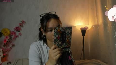 Snapshot of dafnemel chatting on April 2026 08:43:02 PM dafnemel online show from April 2026 08:43:02 PM