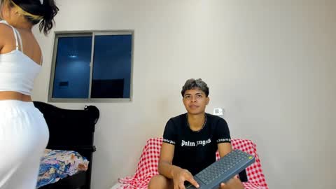 Snapshot of dafnezahiraa_ chatting on December 2024 01:24:01 AM dafnezahiraa  online show from December 2024 01:24:01 AM