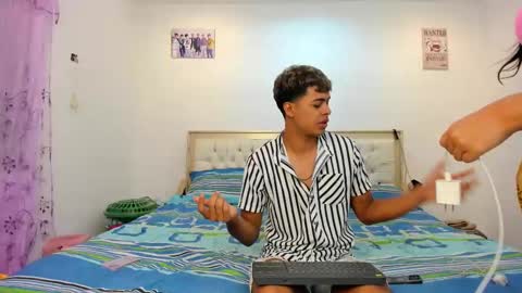 Snapshot of dafnezahiraa_ chatting on February 2025 03:29:02 AM dafnezahiraa  online show from February 2025 03:29:02 AM