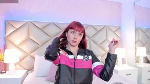 Dafnne online show from September 2025 04:23:02 AM