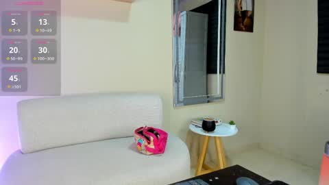 Snapshot of dahian_carter chatting on May 2026 10:36:01 AM Dahian online show from May 2026 10:36:01 AM