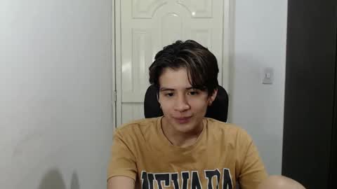 Snapshot of dahliarios chatting on January 2025 01:31:01 AM lorena online show from January 2025 01:31:01 AM