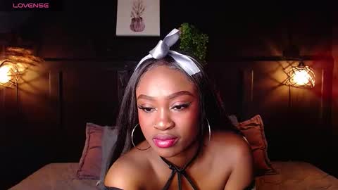 DAHYAN online show from November 2025 02:05:02 PM