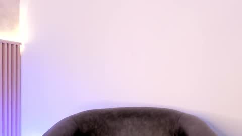 Daiana online show from December 2025 07:40:02 PM