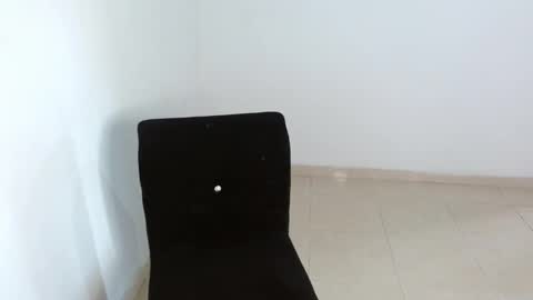 Daiisha.. online show from April 2026 10:10:02 PM