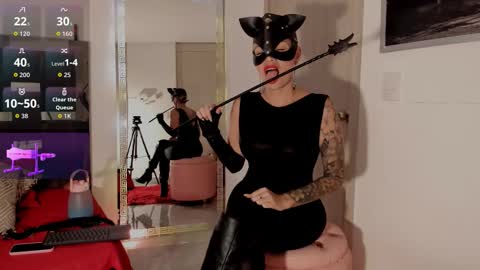  D A I L A  online show from October 2025 06:31:01 PM