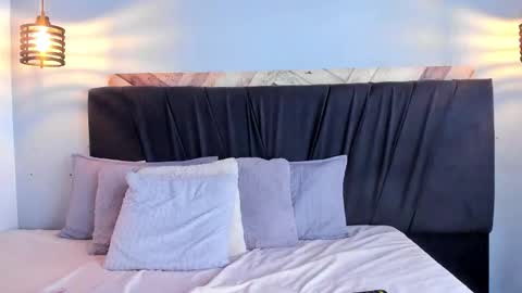 Daila Smith  online show from January 2026 04:44:01 PM