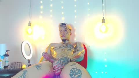 Daimond hope666 online show from February 2025 03:52:02 AM