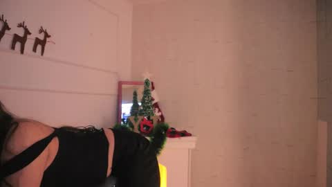 Lauren            online show from January 2026 03:54:01 AM