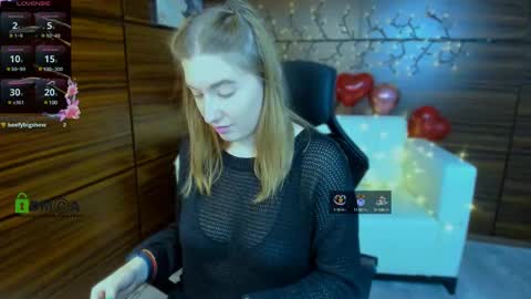 Snapshot of daisy_candy chatting on February 2025 12:25:02 AM Little Di online show from February 2025 12:25:02 AM