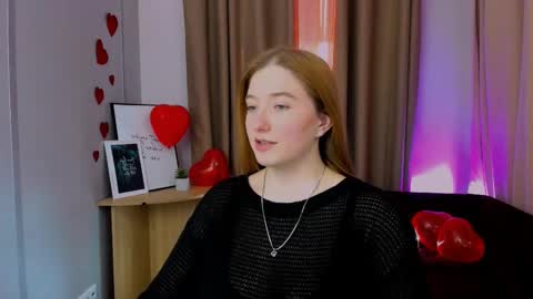 Snapshot of daisy_candy chatting on February 2025 01:41:01 PM Little Di online show from February 2025 01:41:01 PM