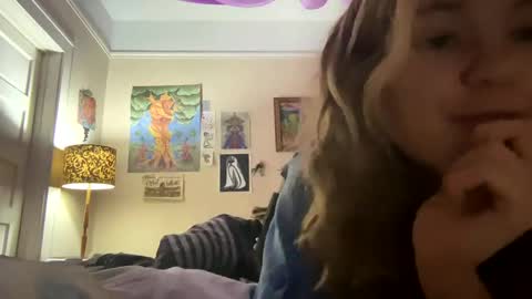 DaisyB3 online show from December 2024 06:28:02 AM