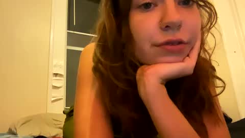 DaisyB3 online show from September 2025 04:12:02 AM