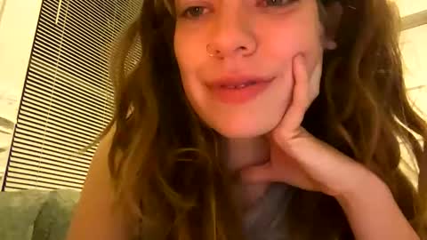DaisyB3 online show from May 2026 07:28:02 AM