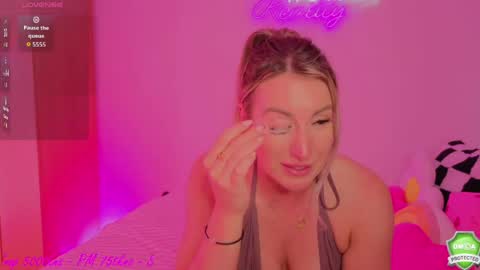 Snapshot of daisydeliciousxx chatting on May 2026 07:44:01 PM DaisyDeliciousxx online show from May 2026 07:44:01 PM