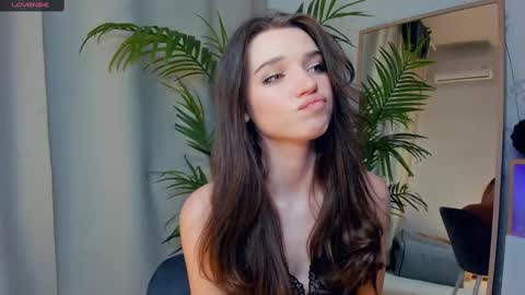 Naomi online show from February 2025 11:52:02 PM